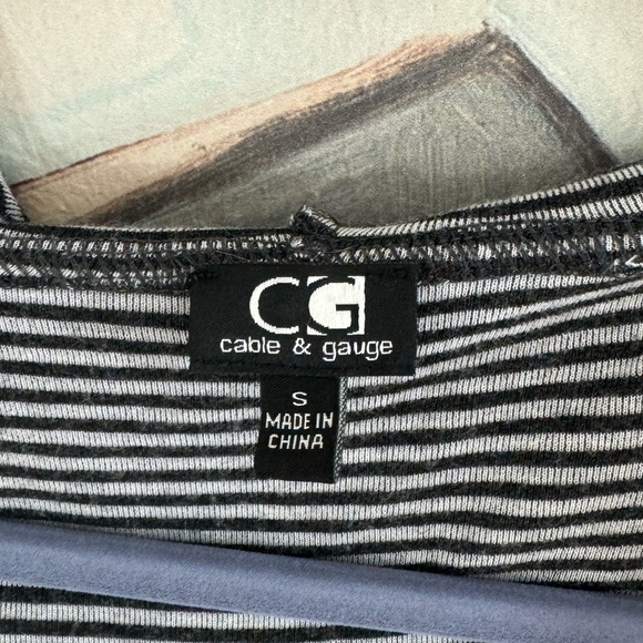 CABLE & GAUGE Striped Hooded Open Cardigan Thumb Holes Gray Size Small - Picture 8 of 8